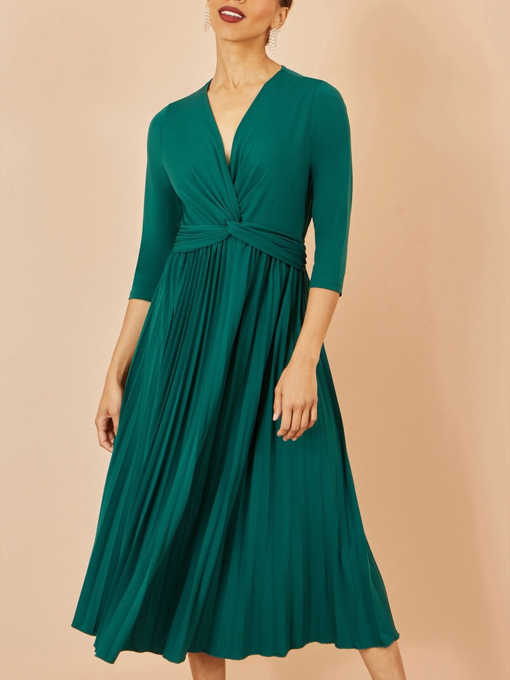 Yumi Green Pleated Midi Dress Twist Knot Waist VNeck Holiday Party Wedding Guest